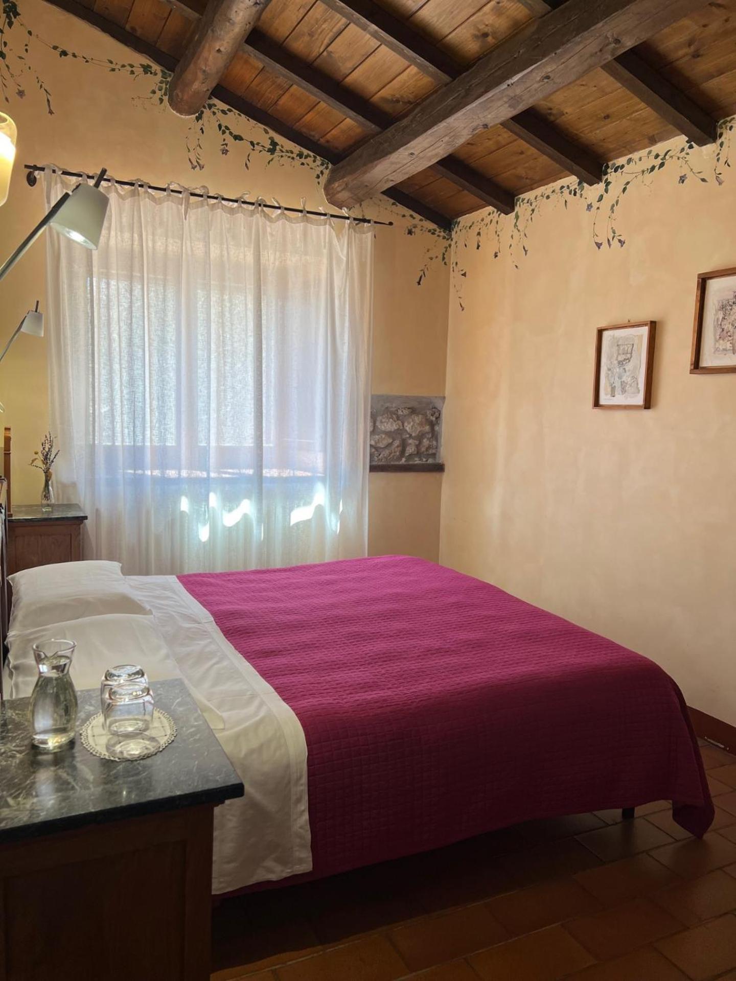 Locanda Sul Lago Santo Stefano Di Sessanio Exterior foto